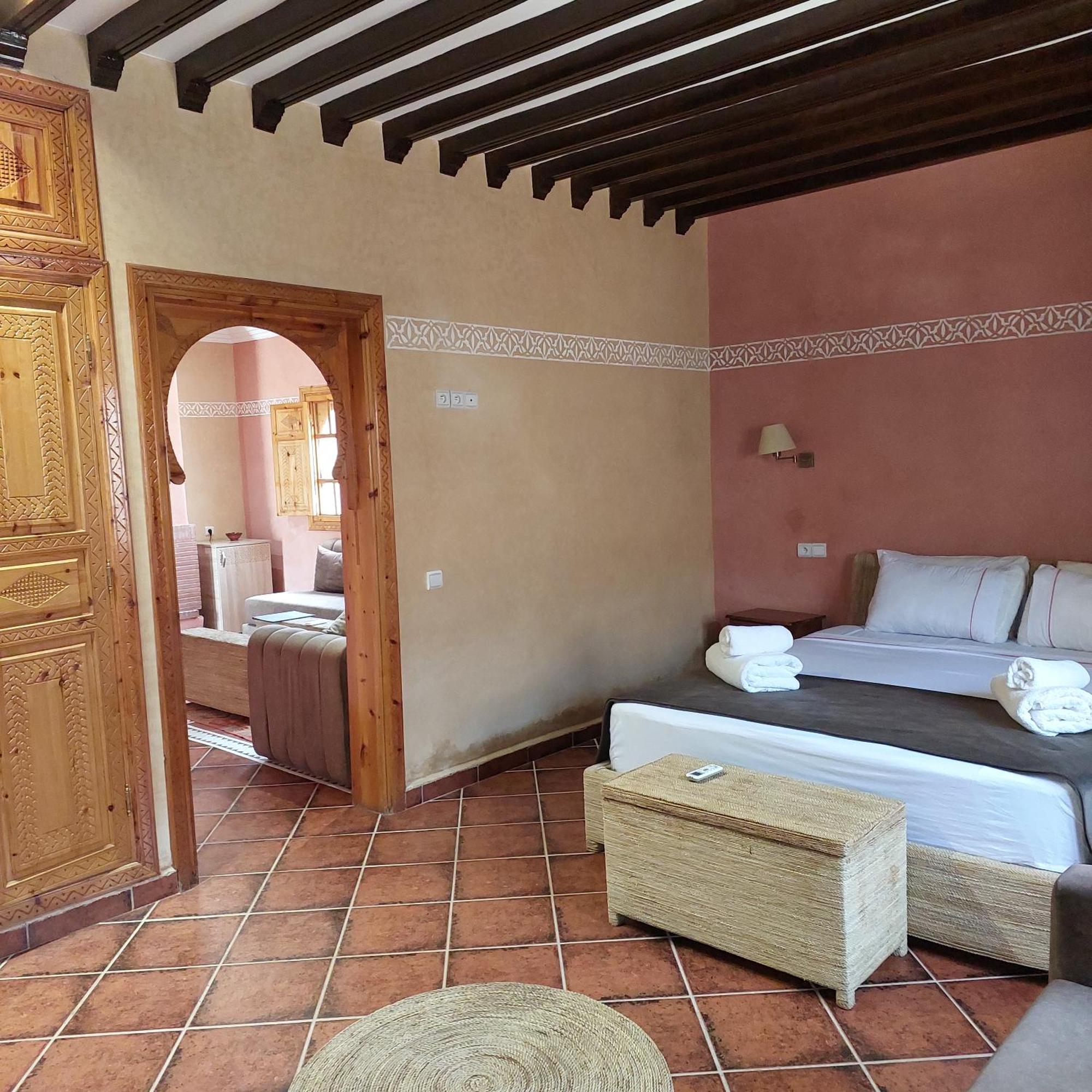ウリッカ Chez Mamouchthka Bed & Breakfast エクステリア 写真